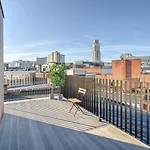 Apartment With Rooftop Terrace In The Heart Of Antwerp