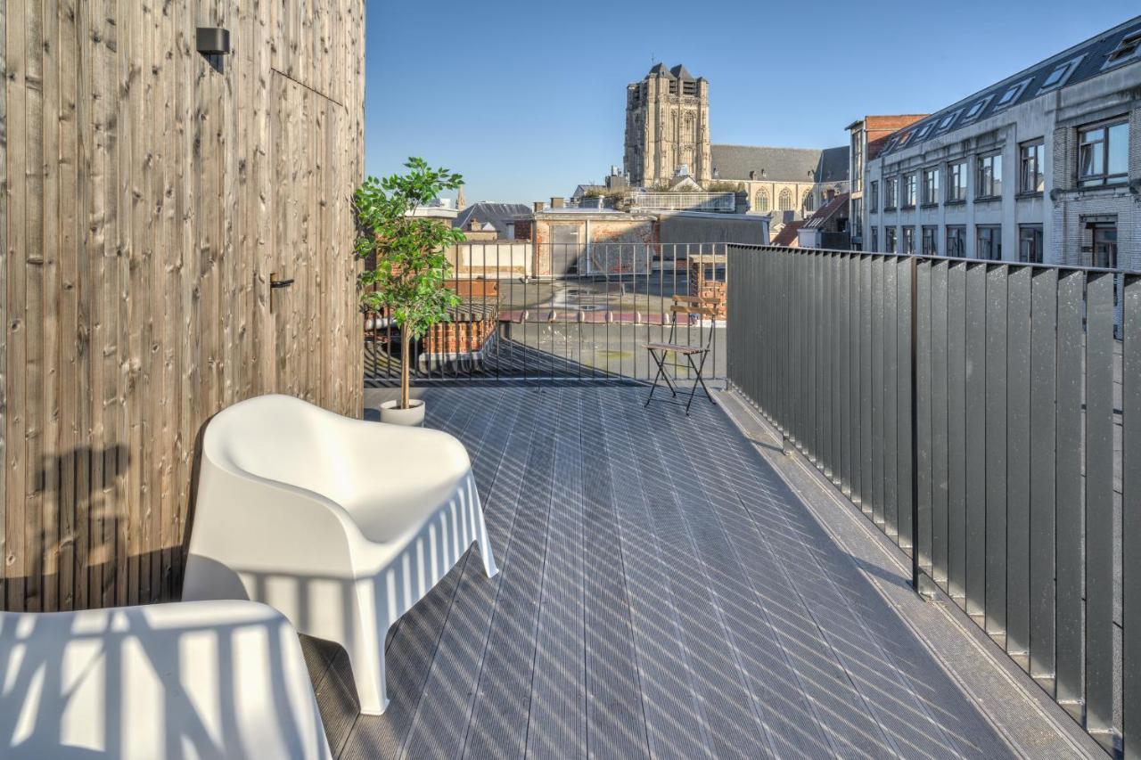 With Rooftop Terrace In The Heart Of Apartment